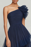 Marineblauwe Tule A Line One Shoulder Gerimpelde Formele Jurk