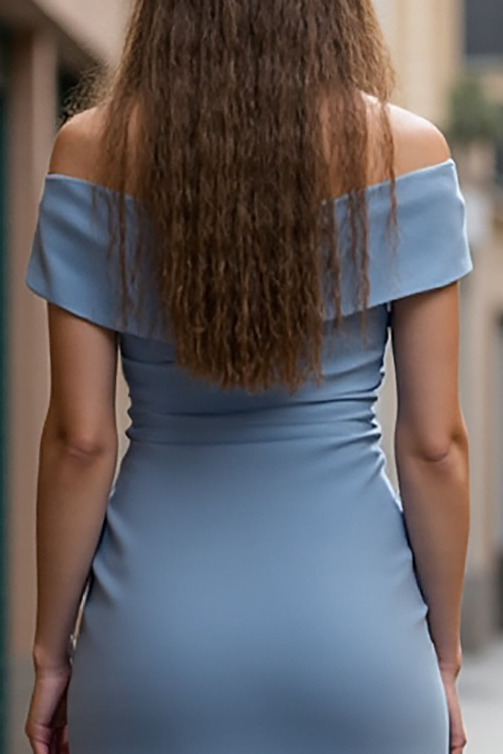 A Line Grijsblauwe off-shoulder midi-werkjurk met ruches en ruches