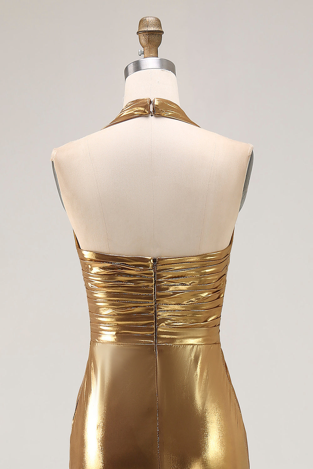 Gouden Halter Metallic Ruched Lange Formele Jurk met Split