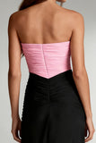 Zwarte en roze strapless gerimpelde schede lange formele jurk
