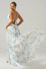 Afbeelding in Gallery-weergave laden, Wit Blauwe Bloem A Line Lange Tule Bruidsmeisje Jurk met Ruches