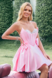 Leuke roze A Line Strapless kralen korset Ruffle Homecoming jurk met strikken