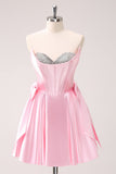 Roze A Line Strapless Korset Kralen Homecoming Jurk met strikken