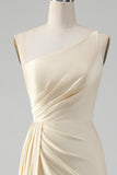 Champagne One Shoulder Schede Lange Bruidsmeisjesjurk Met Split