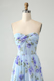 Blauwe bloemen A Line Sweetheart Strapless geplooide lange bruiloft gast jurk