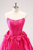 Fuchsia A Line Strapless Korset Korte Homecoming Jurk Met Strikken