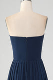 Navy A Line Sweetheart geplooide lange bruidsmeisjesjurk