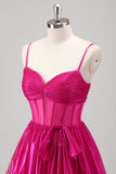 Sprankelende A Line Fuchsia Corset Gelaagde Spaghetti Bandjes Metallic Prom Dress