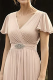 Elegante chiffon V-hals Champagne moeder van de bruid jurk met korte mouwen