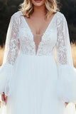 Ivoor A Line V-hals Lace Tule trouwjurk met lange mouwen