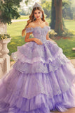 Pruim Off the Shoulder Tulle Ball Gown Gelaagde Quinceanera Jurk met Appliques