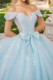 Elegante hemelsblauwe baljurk off de schouder tule quinceanera jurk met strik