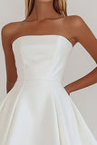 Eenvoudige Witte A-Line Strapless Kleine Witte Afstuderen Jurk