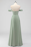 Salie Groene A-lijn Off The Shoulder Chiffon Lange Bruidsmeisje Jurk