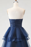 A Line Sweetheart Navy galajurk met ruches en split aan de voorkant