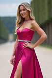 Fuchsia Strapless A-lijn galajurk met split