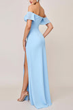 Hemelsblauwe schede Ruffle Off the Shoulder lange bruidsmeisjesjurk met split