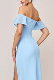 Hemelsblauwe schede Ruffle Off the Shoulder lange bruidsmeisjesjurk met split