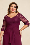 Bordeauxrode v-hals chiffon kanten ruches plus size moeder van de bruid jurk