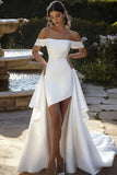 Ivoor Off the Shoulder High-Low trouwjurk met gedrapeerde sleep