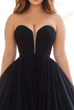 A Line Zwarte strapless geplooide plus tule lange galajurk