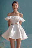 Bloemen A Line Wit Off The Shoulder Korte Afstuderen Jurk