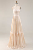 Champagne A Line Strapless Geplooide Lange Bruiloft Gast Jurk