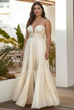 Champagne geplooid strapless A-lijn lange plus-size trouwjurk