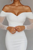 Bodycon witte gerimpelde Off the shoulder afstudeerjurk