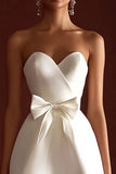 Witte Strapless A Line Bow afstudeerjurk