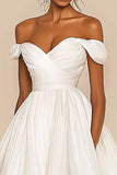 Off The Shoulder Wit A Line Gerimpelde Afstuderen Jurk
