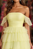 Gele Tule Gelaagde Een Lijn Off the Shoulder Prom Jurk met Split
