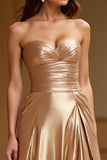 Gouden strapless A-lijn metallic satijnen galajurk