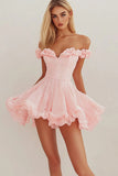 Off the Shoulder Roze Korte Afstuderen Jurk met Ruches