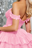 Een lijn Off The Shoulder Fuchsia gelaagde Mini Homecoming-jurk