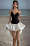 Zwart-wit A Line Chiffon Mini afstuderen jurk met ruches
