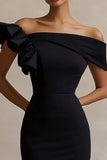 Zwarte satijnen bodycon midi afstudeerjurk