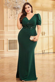 Donkergroene satijnen plus size lange moeder van de bruid jurk