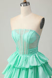 Groene A-lijn Strapless Gelaagde Korset Beaded Korte Homecoming Jurk met Strik