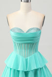 Groene A Line Sweetheart korset Homecoming jurk met kralen