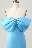 Blauwe strapless strakke homecoming-jurk met ruches en vetersluiting aan de achterkant