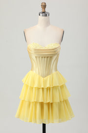 Geel strapless korset A Line gelaagde homecoming jurk