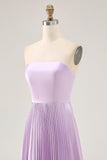 Strapless geplooide lila A-lijn lange bruidsmeisjesjurk