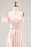 Off The Shoulder Blush Gegolfde A Line Bruidsmeisjesjurk met Split