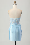 Hemelsblauwe satijnen bodycon strapless pailletten korte homecoming-jurk met applicaties