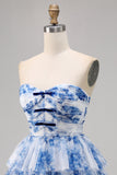 Een lijn strapless gelaagd korset wit blauwe bloem Homecoming jurk met vetersluiting op de rug