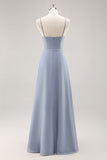 Stoffige blauwe chiffon A Line lange bruidsmeisjesjurk met ruches
