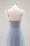 Stoffige blauwe chiffon A Line lange bruidsmeisjesjurk met ruches