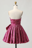 A-lijn strapless donkerpaarse donkerpaarse jurk met ruches en strik