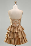 Gouden strapless Een lijnige Homecoming jurk met uitsnede en kralen